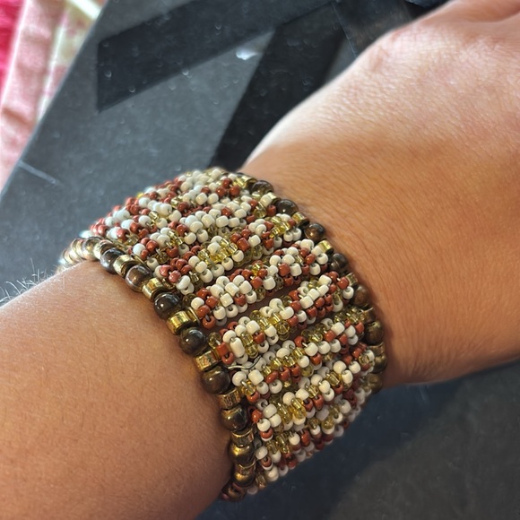 unbranded Jewelry - Beaded Stretch Bracelet with Earthy Tones